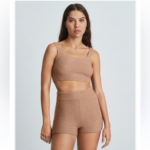 Everlane the cozy stretch shorts - Picture 5 of 8